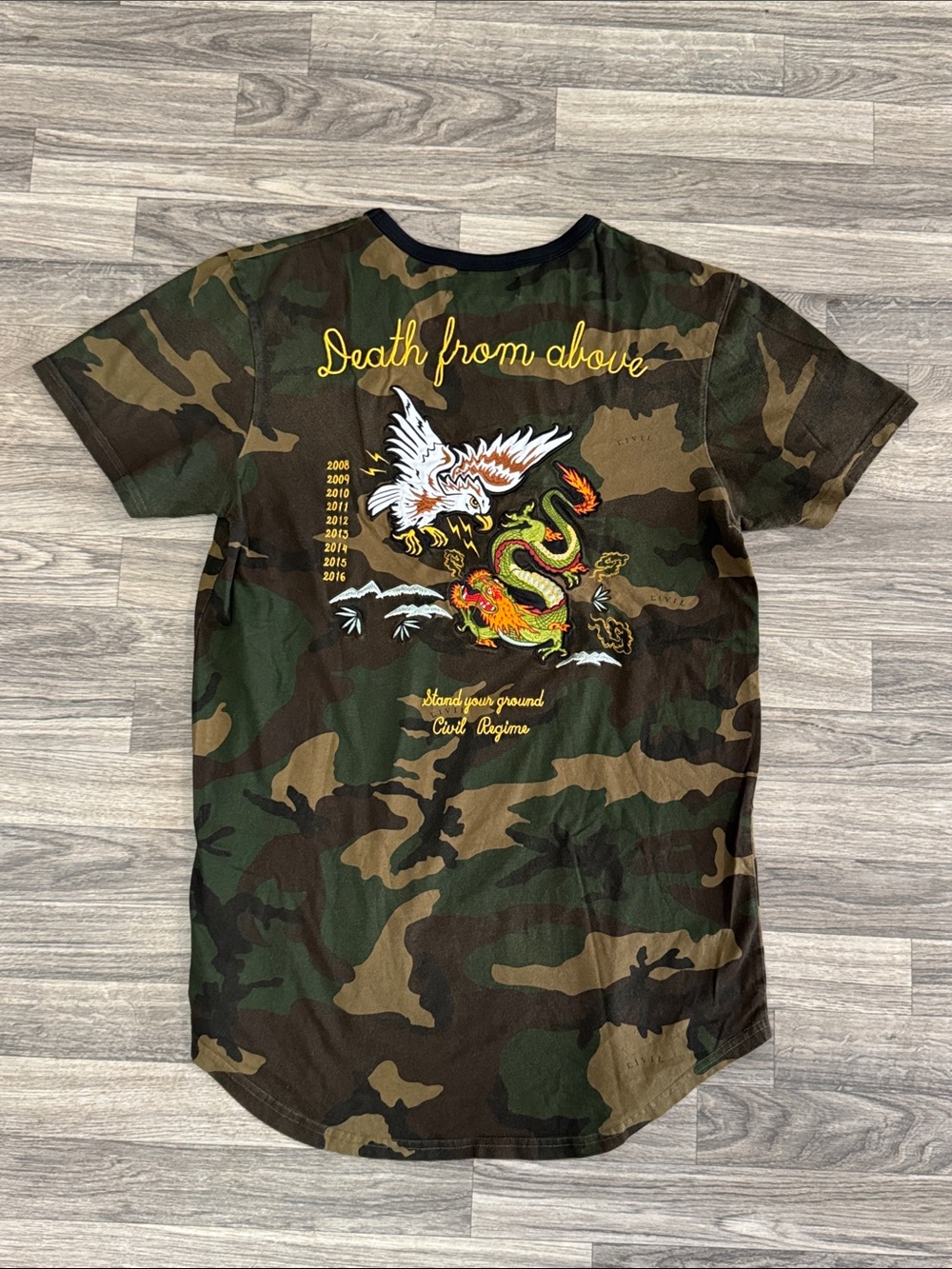 Civil Regime embroidered camo tshirt men’s sz L, as is